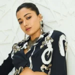 Alia Bhatt Shows How Versatility Creates Long-Term Success!
